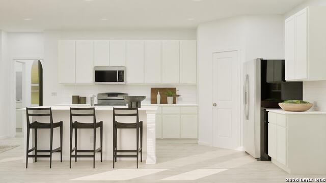 Listing photo id 17 for 8711 Boden Glen