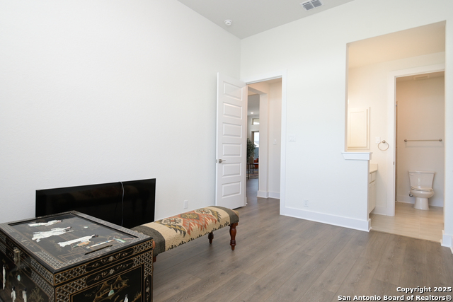 Listing photo id 17 for 524 Cotorra Springs