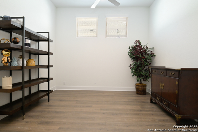 Listing photo id 3 for 524 Cotorra Springs