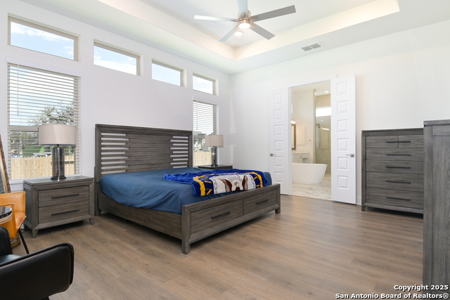 Listing photo id 7 for 524 Cotorra Springs