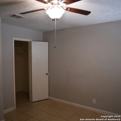 Image 6 of 7 For 5527 Lochmoor  2