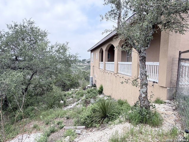 Listing photo id 5 for 180 County Road 2750