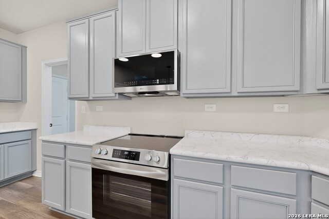 Image 11 of 37 For 3520 Under Par