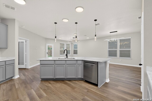 Image 13 of 37 For 3520 Under Par