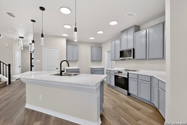 Image 9 of 37 For 3520 Under Par