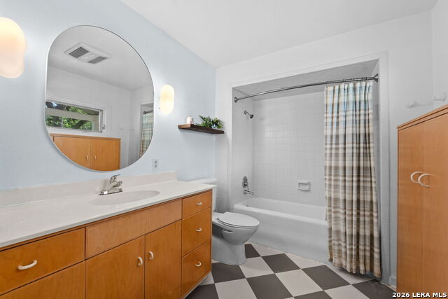 Image 22 of 27 For 112 Grand Oak