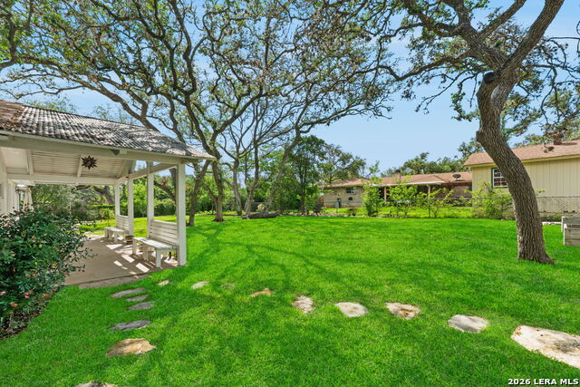 Image 23 of 27 For 112 Grand Oak