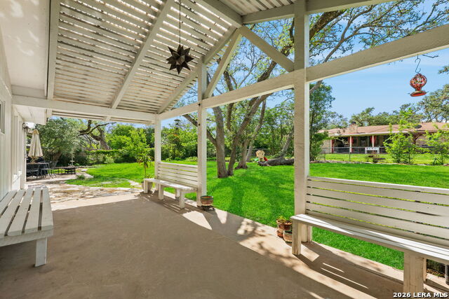 Image 4 of 27 For 112 Grand Oak