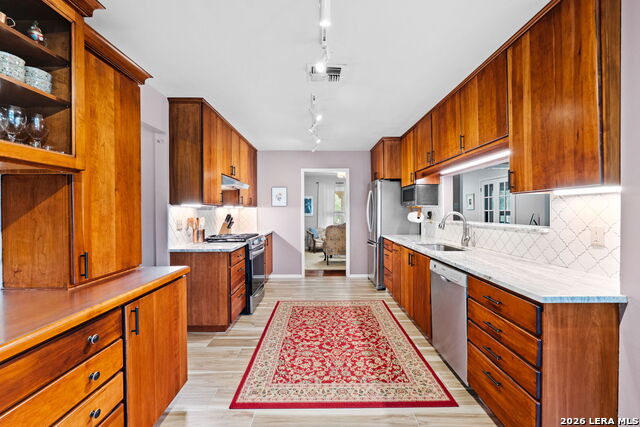 Image 5 of 27 For 112 Grand Oak