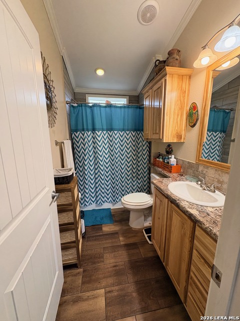 Image 15 of 36 For 282 Oak Trail