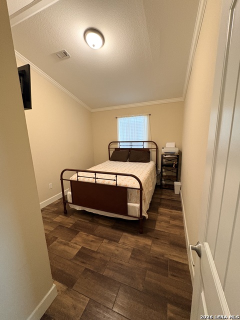 Image 17 of 36 For 282 Oak Trail