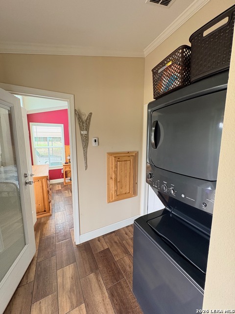 Image 18 of 36 For 282 Oak Trail