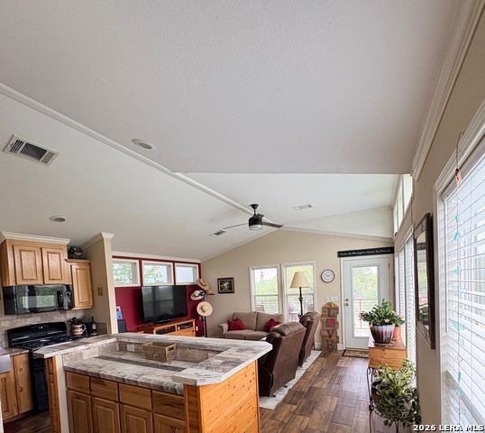 Image 6 of 36 For 282 Oak Trail