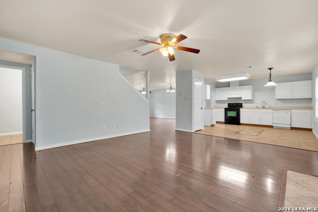 Image 6 of 24 For 2302 Pue Rd  