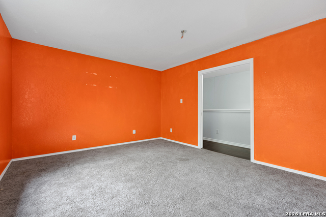 Image 9 of 24 For 2302 Pue Rd  