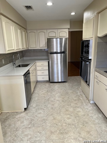 Image 14 of 27 For 8033 New Braunfels N # 400 E