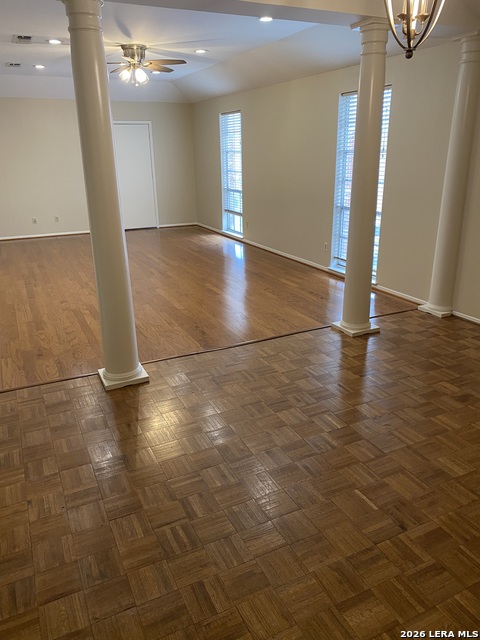 Image 18 of 27 For 8033 New Braunfels N # 400 E