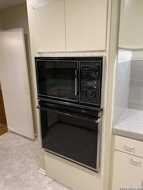 Image 24 of 27 For 8033 New Braunfels N # 400 E