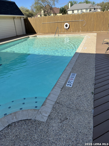 Image 25 of 27 For 8033 New Braunfels N # 400 E