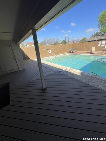 Image 27 of 27 For 8033 New Braunfels N # 400 E