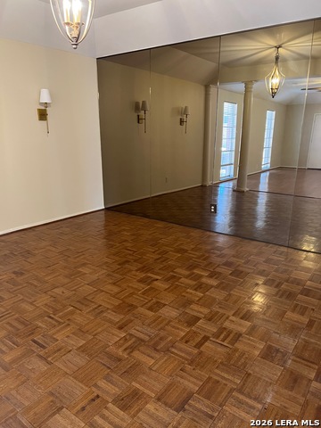 Image 3 of 27 For 8033 New Braunfels N # 400 E