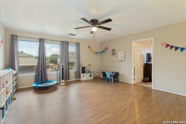 Image 17 of 25 For 8523 El Camino Ct