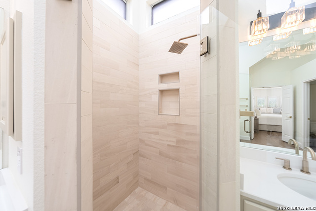 Image 17 of 33 For 19207 Tierra Cv