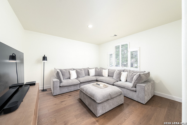 Image 19 of 33 For 19207 Tierra Cv