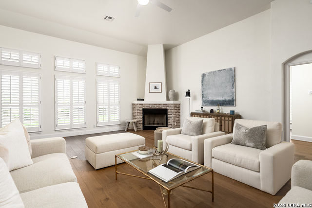 Image 3 of 33 For 19207 Tierra Cv