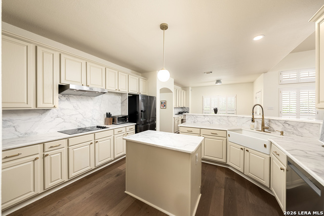 Image 8 of 33 For 19207 Tierra Cv