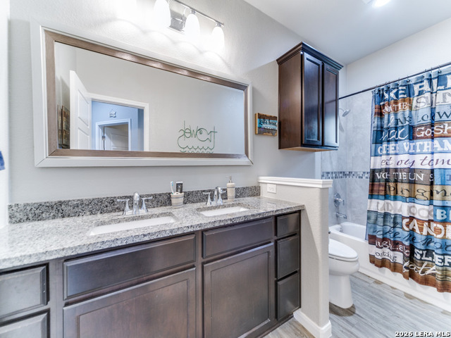 Image 15 of 25 For 326 Valley Star Dr