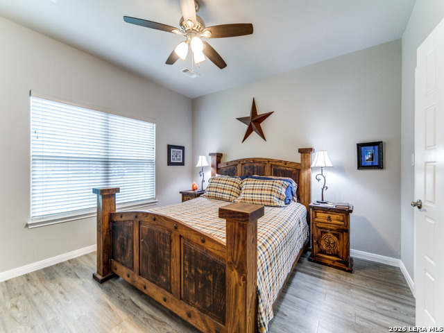 Image 16 of 25 For 326 Valley Star Dr