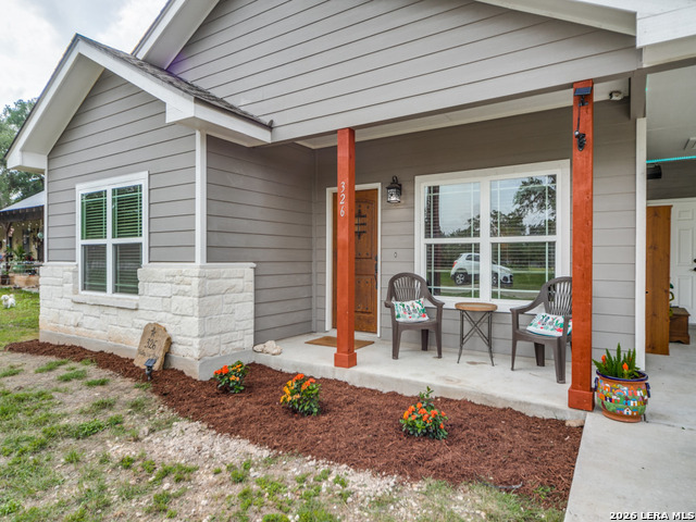 Image 4 of 25 For 326 Valley Star Dr