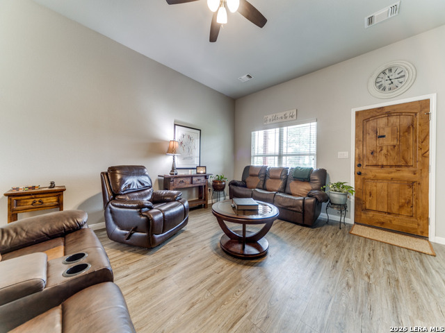 Image 6 of 25 For 326 Valley Star Dr