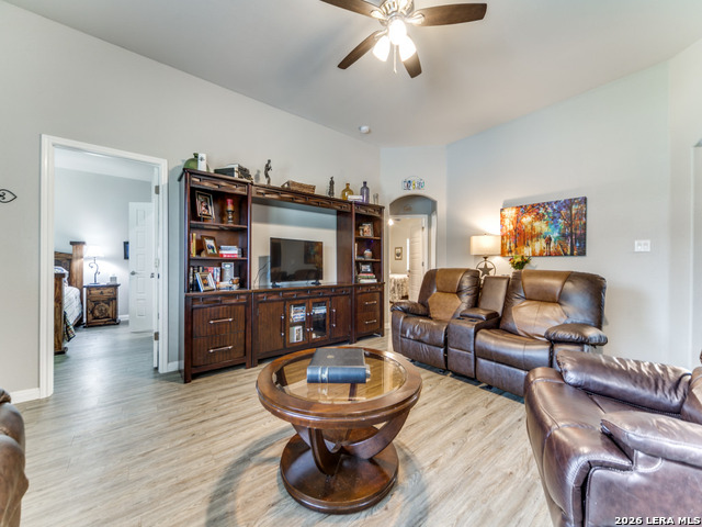 Image 8 of 25 For 326 Valley Star Dr