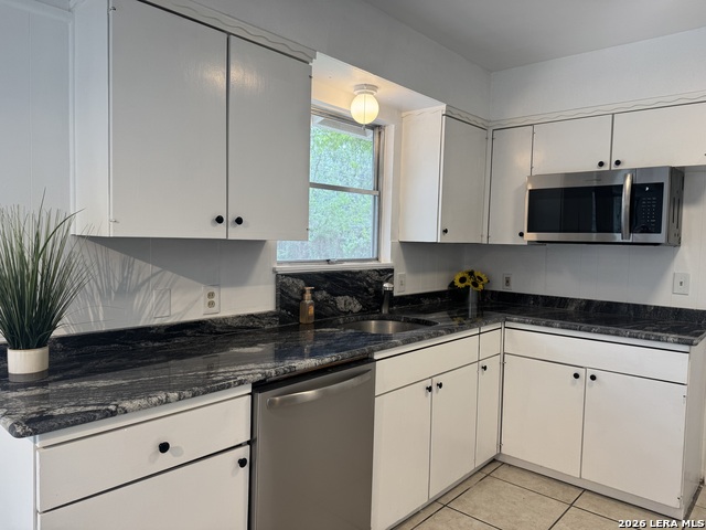 Image 5 of 19 For 4714 Allegheny Dr.