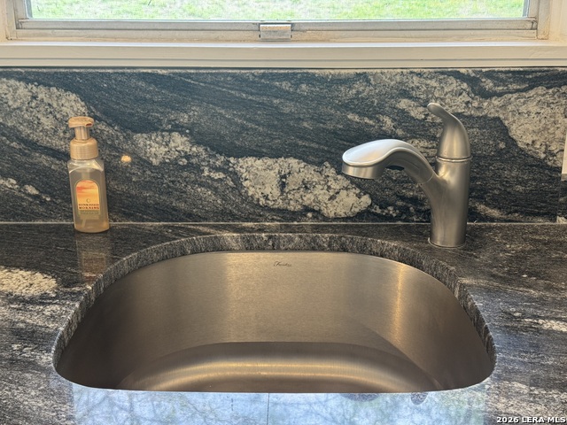 Image 7 of 19 For 4714 Allegheny Dr.