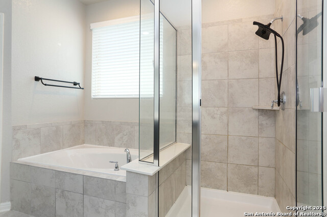 Image 12 of 28 For 13320 Romulus Way