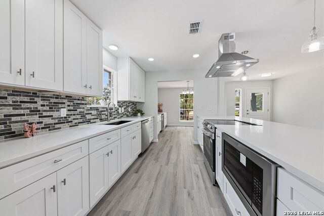 Image 14 of 25 For 472 Hickory Forrest