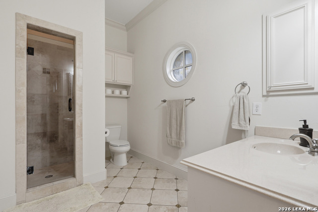 Image 32 of 50 For 82 Champion Clf