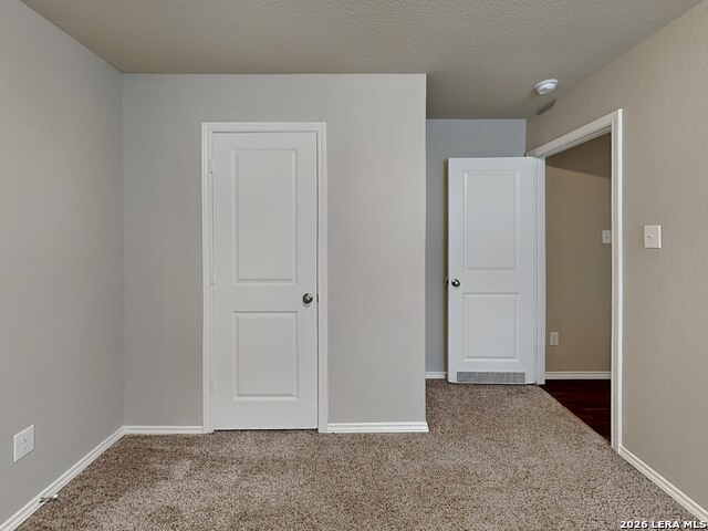 Listing photo id 9 for 9735 Marbach