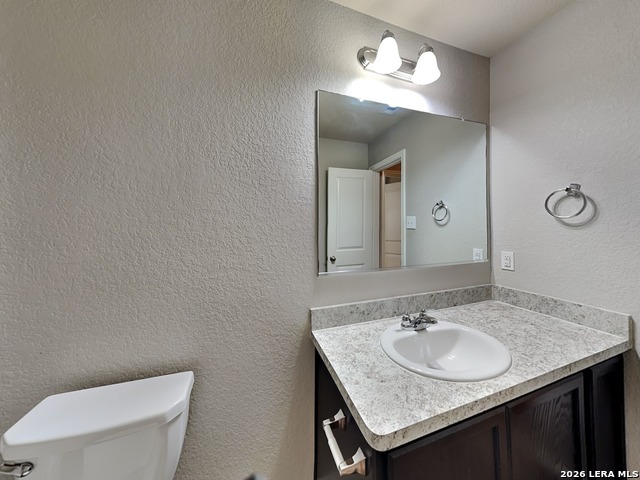 Listing photo id 11 for 9735 Marbach