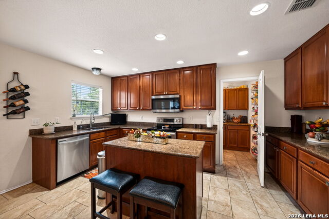 Image 9 of 31 For 6826 Lucky Fields