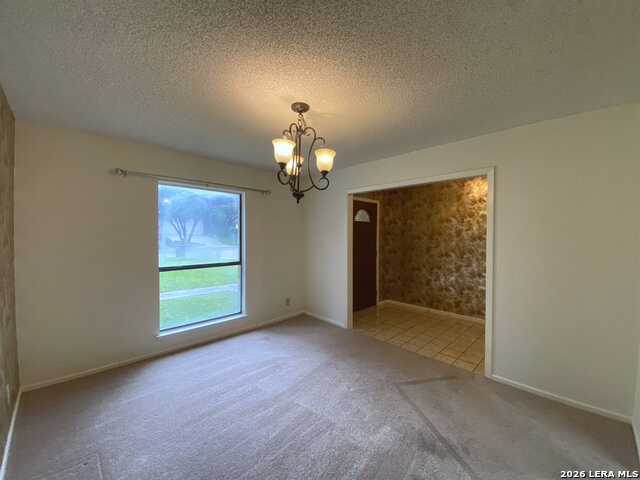 Listing photo id 8 for 15711 Eagle Cliff