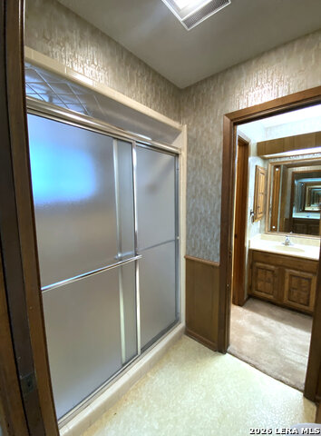 Listing photo id 12 for 15711 Eagle Cliff