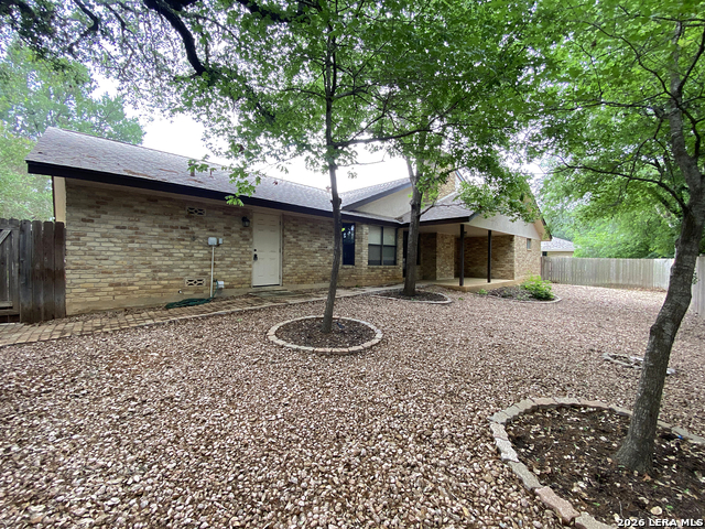 Listing photo id 21 for 15711 Eagle Cliff