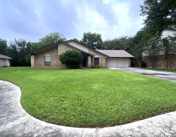Listing photo id 23 for 15711 Eagle Cliff
