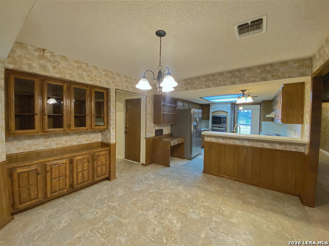 Listing photo id 4 for 15711 Eagle Cliff