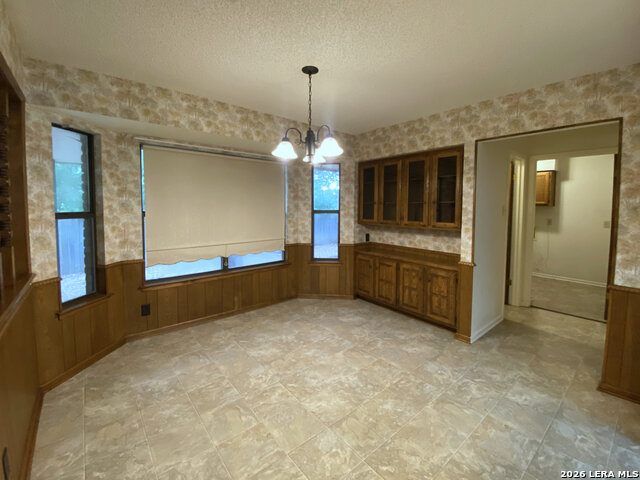 Listing photo id 7 for 15711 Eagle Cliff