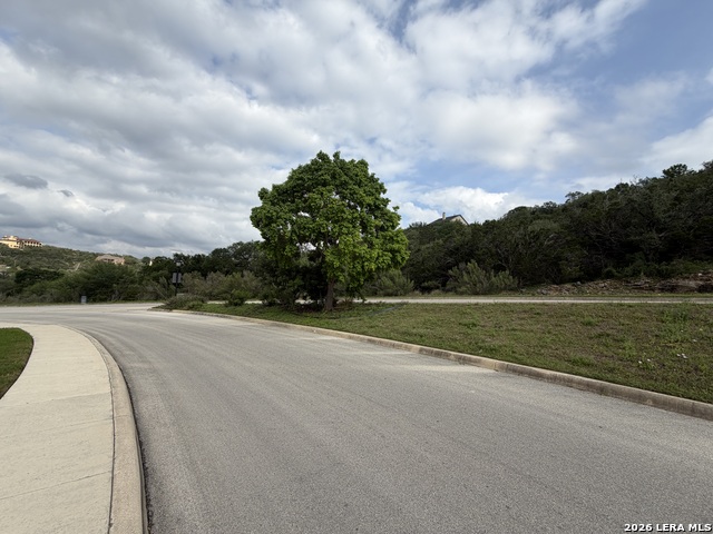 Image 3 of 6 For 542 Winding Ravine